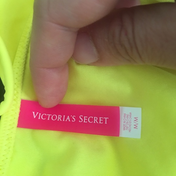 Victoria’s Secret Bikini Terno - Picture 3 of 5